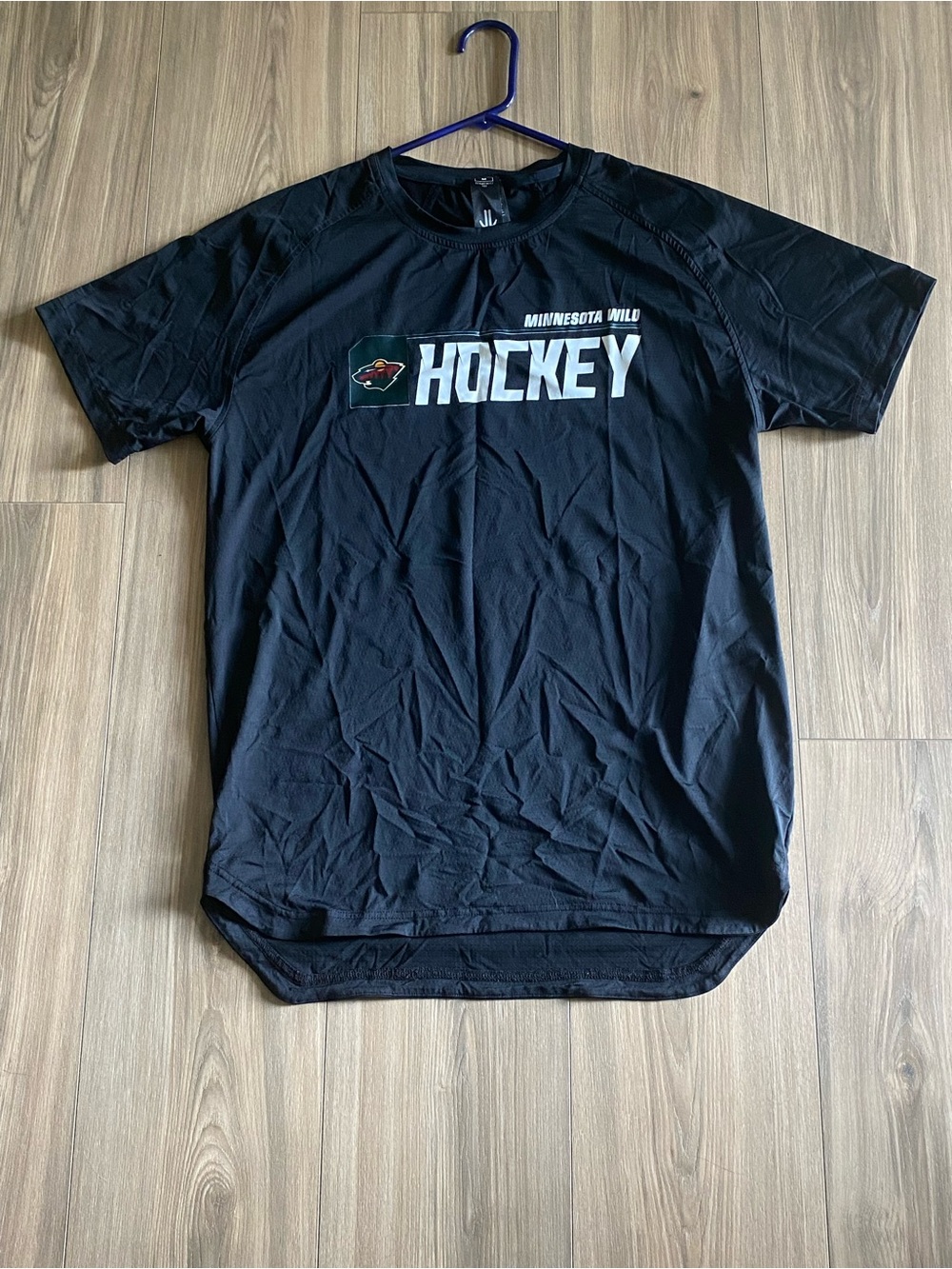 Minnesota Wild Hockey Loogaroo Seamfinity Tee Men’s Medium performance shirt